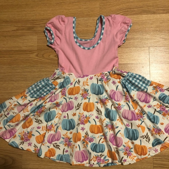 “Eleanor Rose” dress size 4-5 - Picture 6 of 7